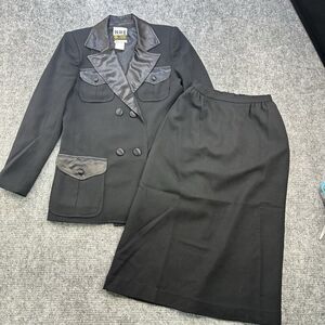 Vintage 70s NR1 by Ned Gould Skirt Suit 6 Black 100% Wool Crepe Satin Lapel